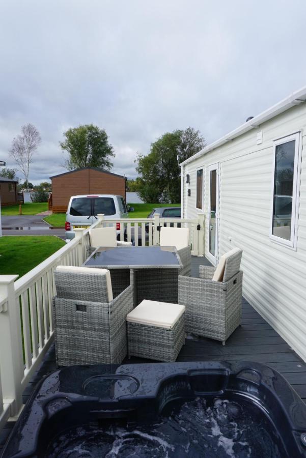 Mpoint36 At Tattershall Lakes Hot Tub Lake Views 3 Bedrooms Luaran gambar